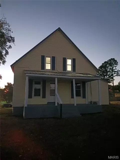 206 Delmar St, Fredericktown, MO 63645