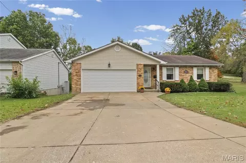 Exterior - 1190 W 9th St, Washington, MO 63090 photo 2 of 4