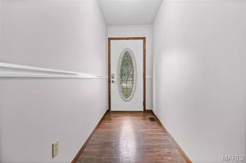 Entry Way - 1190 W 9th St, Washington, MO 63090 photo 1 of 1