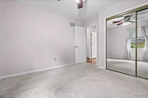 Bedroom - 1190 W 9th St, Washington, MO 63090 photo 2 of 4