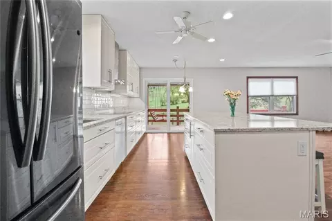 Kitchen - 1190 W 9th St, Washington, MO 63090 photo 3 of 3