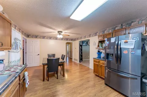 Entry Way - 1606 Amber Pl, Rolla, MO 65401 photo 5 of 5