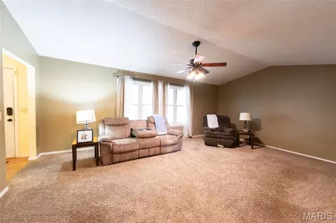 Living - 1606 Amber Pl, Rolla, MO 65401 photo 2 of 2
