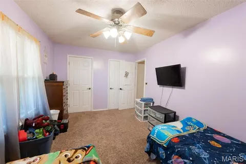 Bedroom - 1606 Amber Pl, Rolla, MO 65401 photo 4 of 8