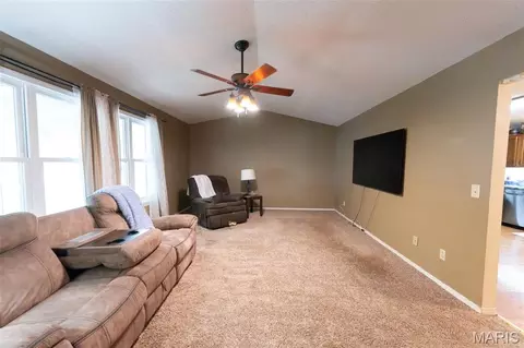 Living - 1606 Amber Pl, Rolla, MO 65401 photo 1 of 2