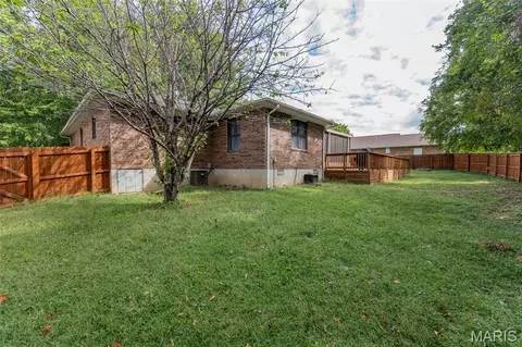 Exterior - 1606 Amber Pl, Rolla, MO 65401 photo 10 of 15