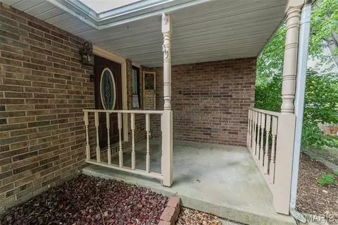 Exterior - 1606 Amber Pl, Rolla, MO 65401 photo 3 of 15