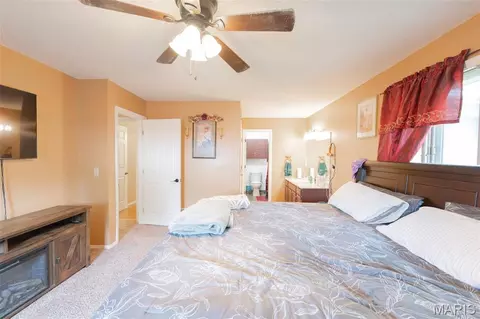 Bedroom - 1606 Amber Pl, Rolla, MO 65401 photo 7 of 8