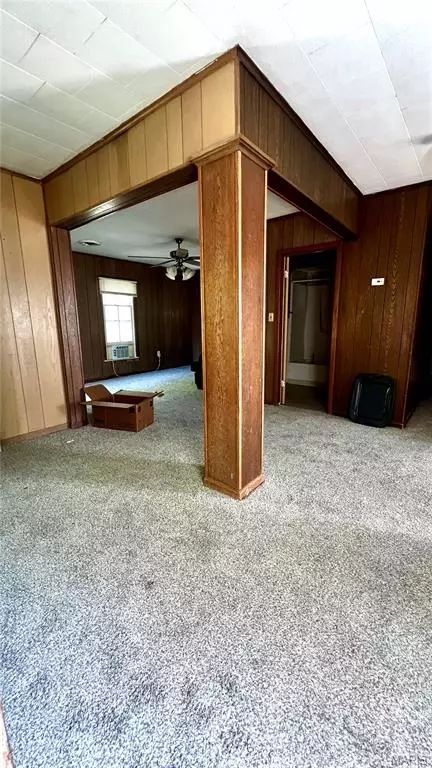910 W Cherry St, Troy, MO 63379 photo 3