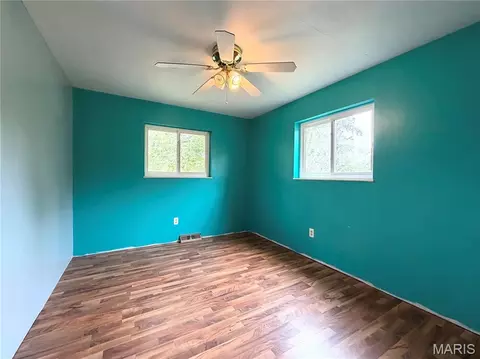Bedroom - 797 Rohrer Rd, Bourbon, MO 65441 photo 2 of 5