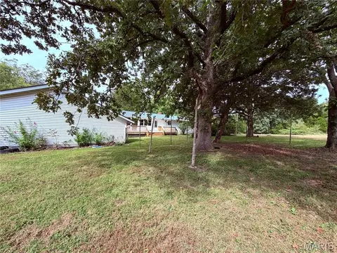 Exterior - 797 Rohrer Rd, Bourbon, MO 65441 photo 4 of 23