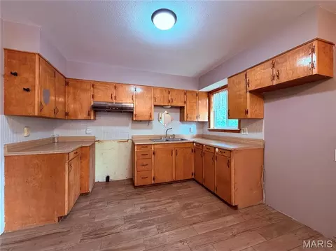 Kitchen - 797 Rohrer Rd, Bourbon, MO 65441 photo 1 of 1