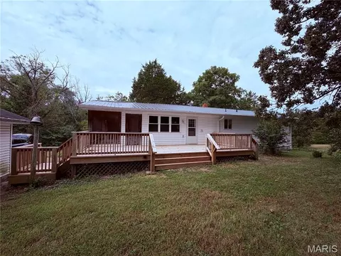 Exterior - 797 Rohrer Rd, Bourbon, MO 65441 photo 1 of 23