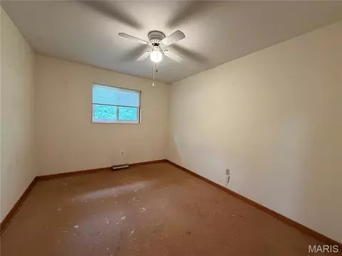 Bedroom - 797 Rohrer Rd, Bourbon, MO 65441 photo 3 of 5