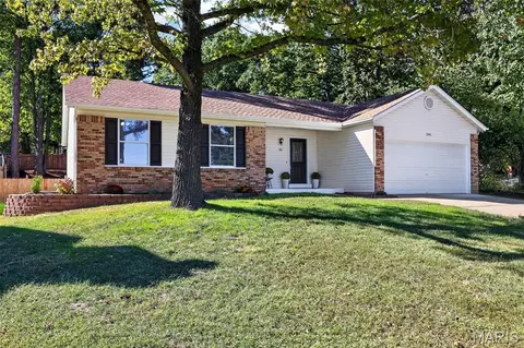 Exterior - 341 Westbrook Dr, O'fallon, MO 63366 photo 5 of 11