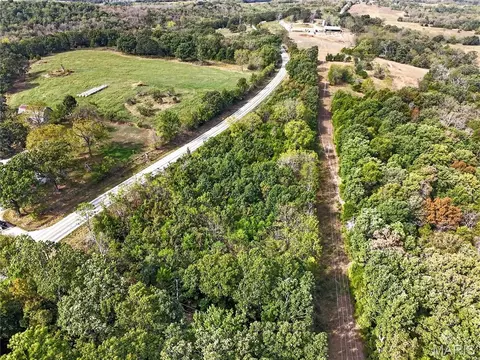 000 Hwy 32, Falcon, MO 65470 photo 2