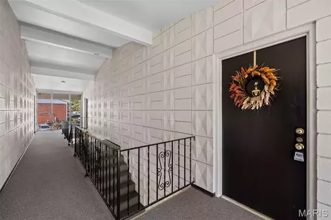 10421 Briarbend Dr #7, Saint Louis, MO 63146
