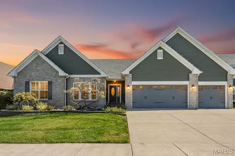 547 Miralago Shore Dr, Cottleville, MO 63376