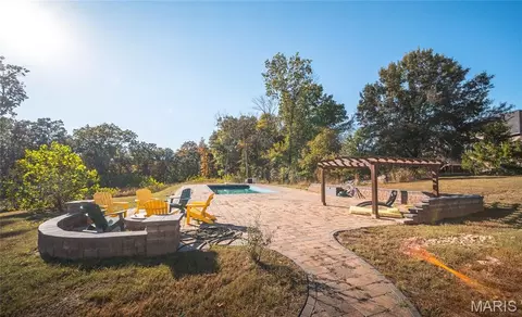 Exterior - 10382 Concord Cir, Rolla, MO 65401 photo 2 of 4