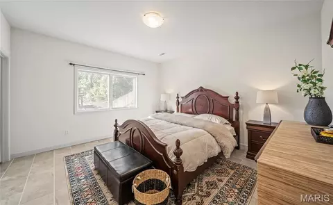 Bedroom - 10382 Concord Cir, Rolla, MO 65401 photo 3 of 4