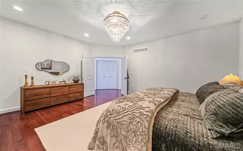 Bedroom - 10382 Concord Cir, Rolla, MO 65401 photo 2 of 4