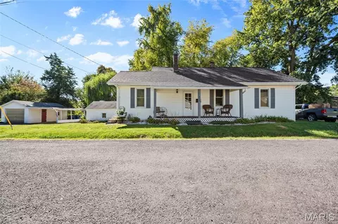 508 Kneedler, Collinsville, IL 62234