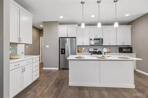 Kitchen - 2487 Windswept Farms Dr, Eureka, MO 63025 photo 1 of 2