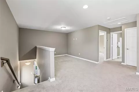 Entry Way - 2487 Windswept Farms Dr, Eureka, MO 63025 photo 6 of 7