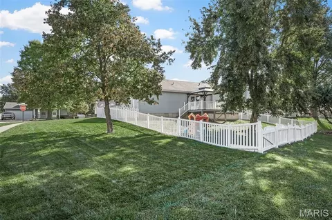 Exterior - 11 Mallard Pointe Dr, O'fallon, MO 63368 photo 10 of 10