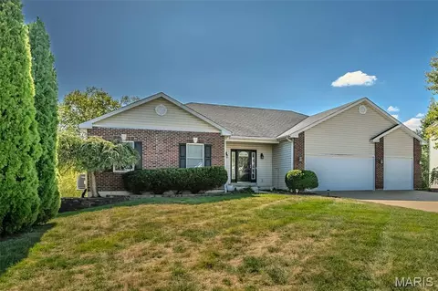 Exterior - 84 Reuben Ct, O'fallon, MO 63376 photo 3 of 7