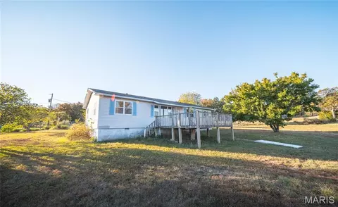 25752 Highway Yy, Lebanon, MO 65536