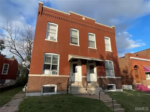 3415 Dunnica Ave, Saint Louis, MO 63118