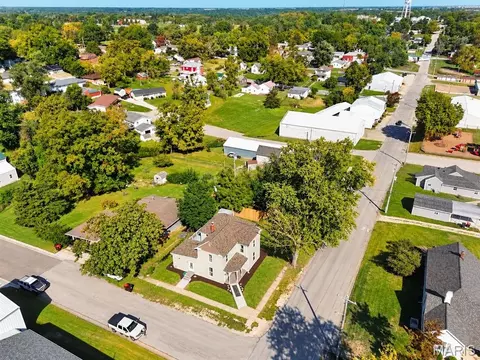 View/Area - 404 W Olive St, Palmyra, MO 63461 photo 1 of 3