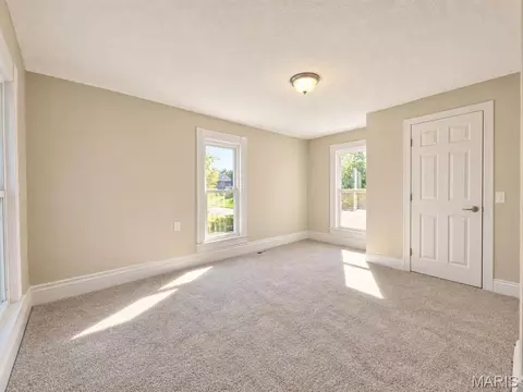 Bedroom - 404 W Olive St, Palmyra, MO 63461 photo 2 of 4