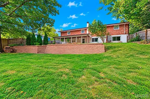 Exterior - 1650 Hobelman Dr, Arnold, MO 63010 photo 9 of 11