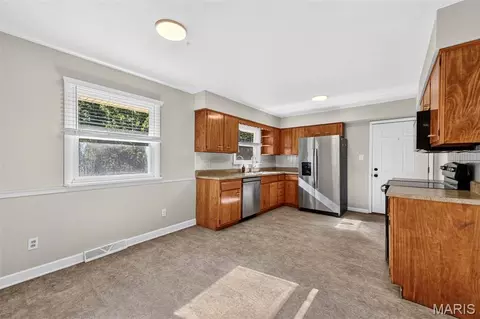Kitchen - 1650 Hobelman Dr, Arnold, MO 63010 photo 1 of 4