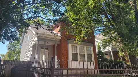 3220 Arsenal St, Saint Louis, MO 63118