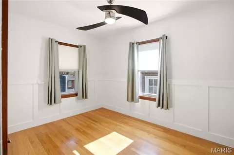 Bedroom - 7130 Sharp Ave, Saint Louis, MO 63116 photo 3 of 4