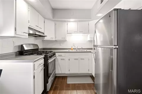 Kitchen - 7130 Sharp Ave, Saint Louis, MO 63116 photo 1 of 1