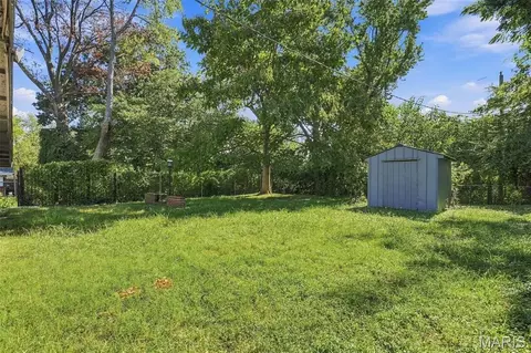 Exterior - 8408 Chalons Ct, Berkeley, MO 63134 photo 3 of 6