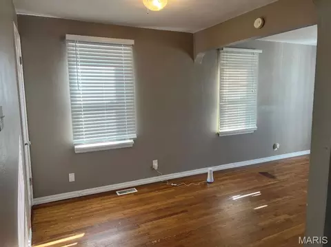 Living - 9635 Echo Ln, Overland, MO 63114 photo 4 of 4
