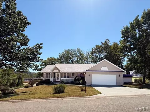 301 Olive, De Soto, MO 63020