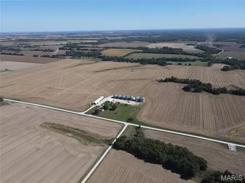 15292 County Line Rd, Monroe City, MO 63456