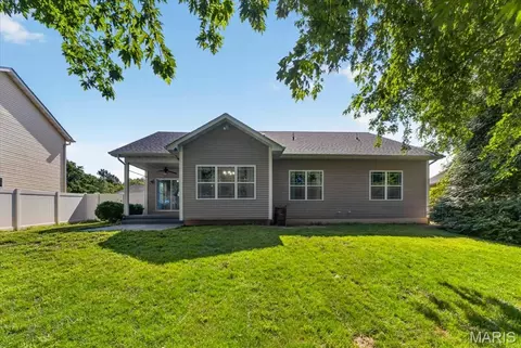 Exterior - 1309 Hollander Ct, O'fallon, IL 62269 photo 6 of 12
