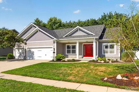 Exterior - 1309 Hollander Ct, O'fallon, IL 62269 photo 2 of 12