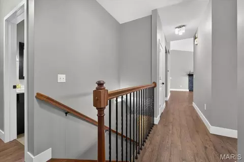 Entry Way - 1309 Hollander Ct, O'fallon, IL 62269 photo 2 of 3