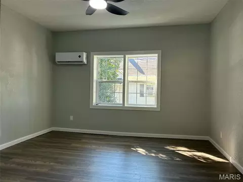 308 S Gideon Ave, Gideon, MO 63848 photo 8