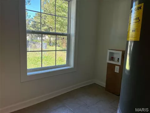 308 S Gideon Ave, Gideon, MO 63848 photo 10