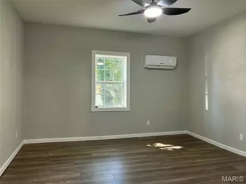 308 S Gideon Ave, Gideon, MO 63848 photo 7