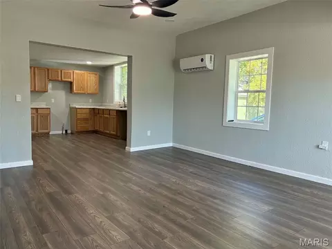 308 S Gideon Ave, Gideon, MO 63848 photo 3